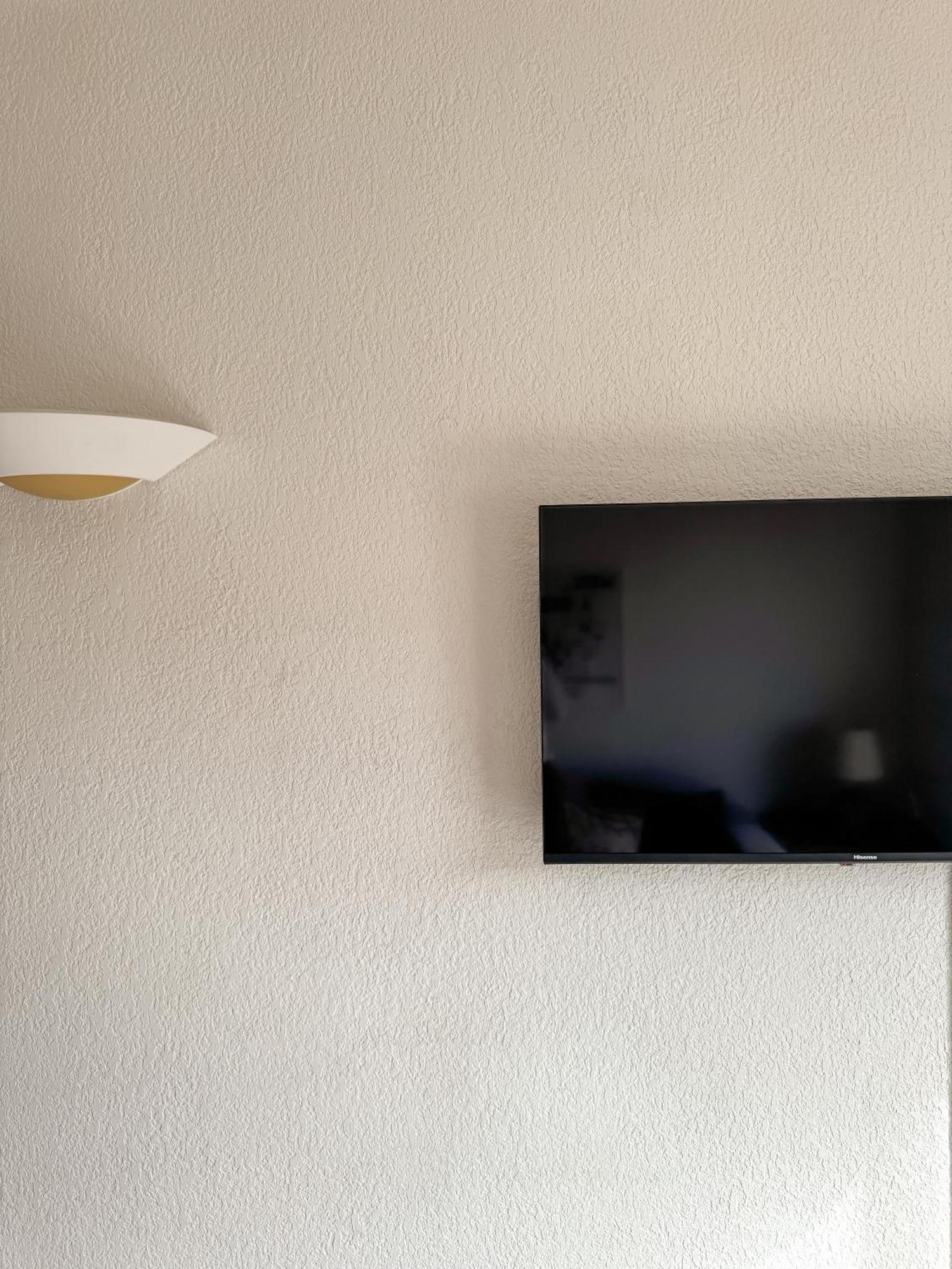 Coquet Appartement Avec Le Terrasse Sur Le Mer โรกบรูน-กัป-มาร์แต็ง ภายนอก รูปภาพ
